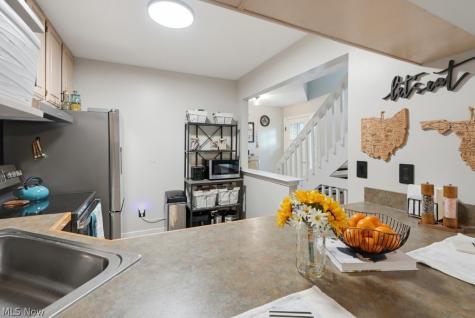 2891 Heatherwood Court Stow OH 44224