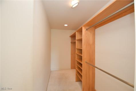 5200 Three Village Drive Lyndhurst OH 44124