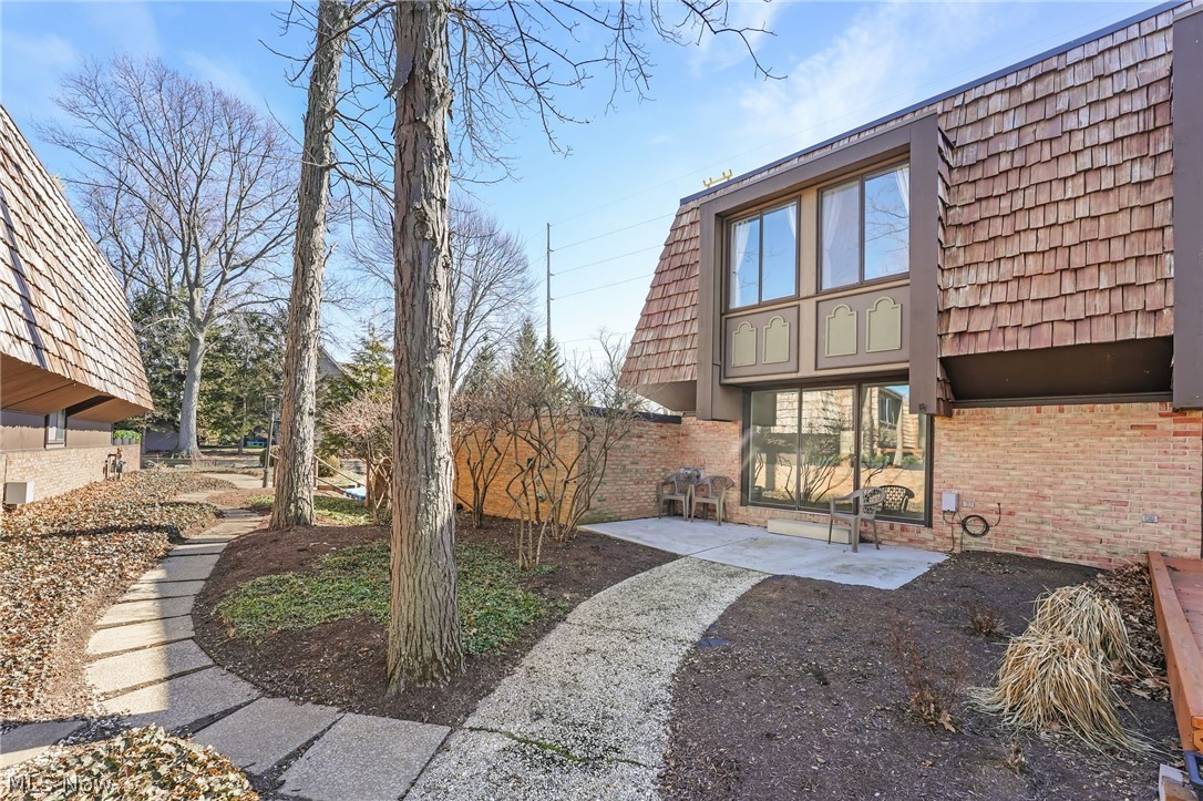 1110 By The Shores Drive Huron OH 44839
