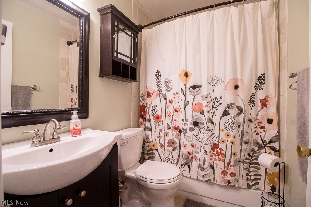 8064 Puritan Drive Mentor OH 44060