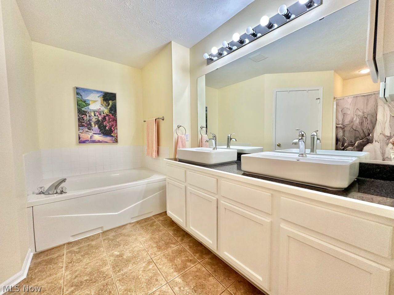 7300 Forest Cove Lane Northfield OH 44067