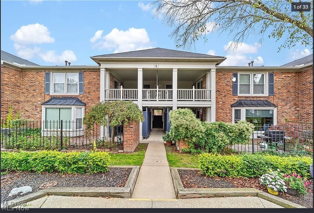 2108 Glouchester Drive Lyndhurst OH 44124