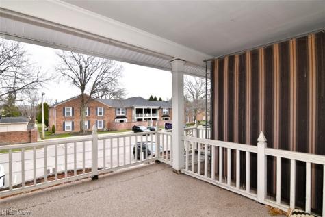 2108 Glouchester Drive Lyndhurst OH 44124