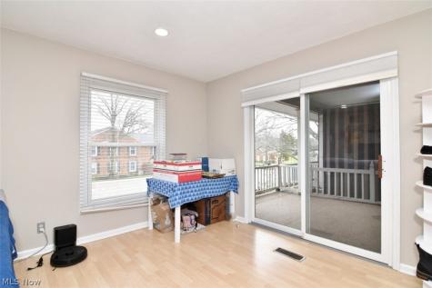 2108 Glouchester Drive Lyndhurst OH 44124