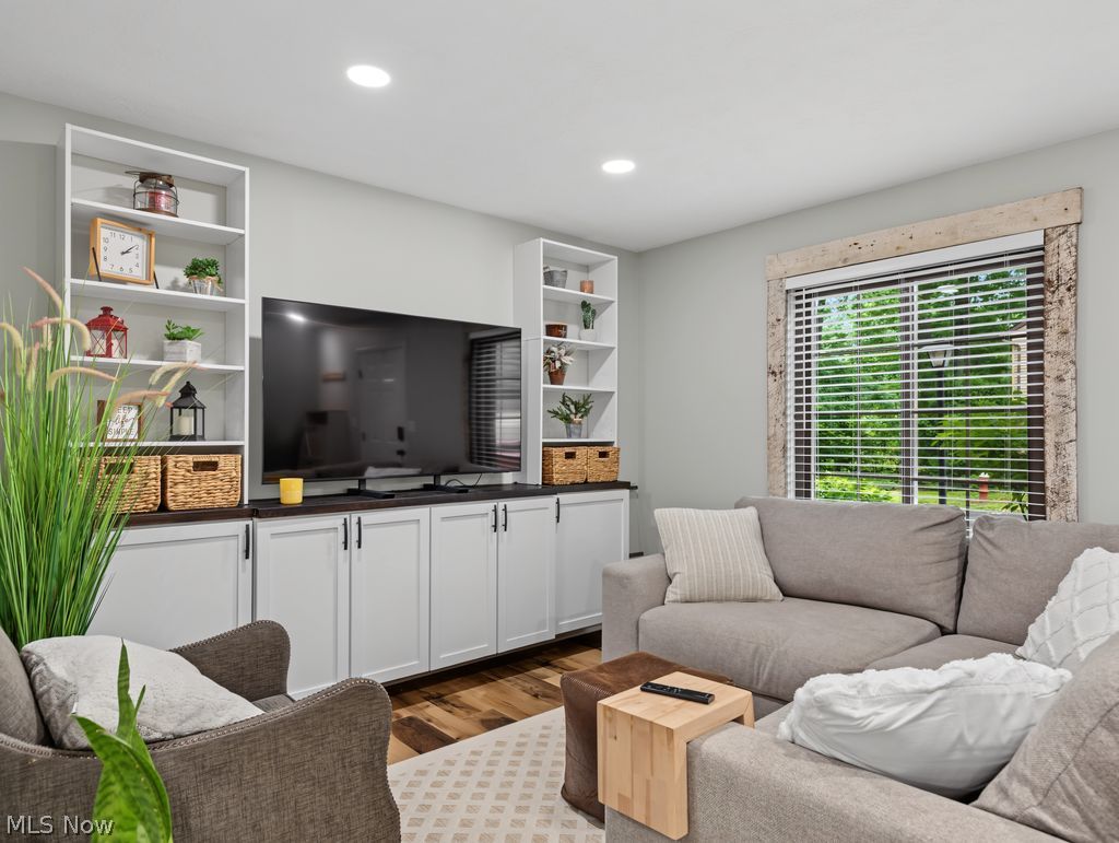 1245 Front Street Cuyahoga Falls OH 44221