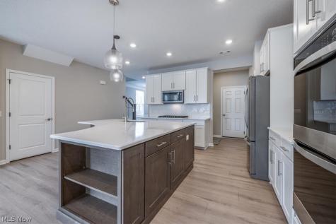 1616 Merlot Lane Westlake OH 44145