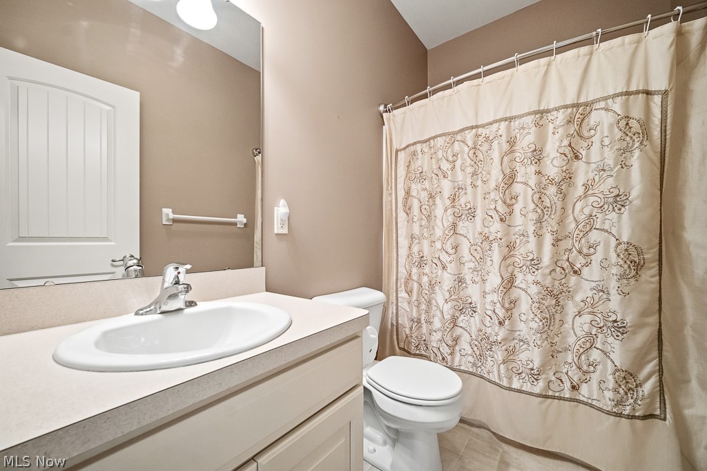 2452 Barrington Way Wooster OH 44691