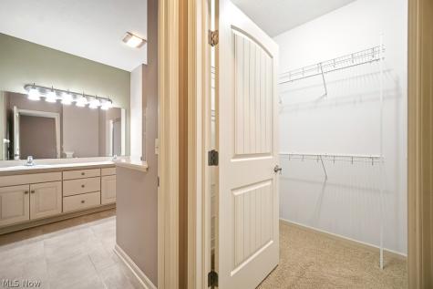 2452 Barrington Way Wooster OH 44691