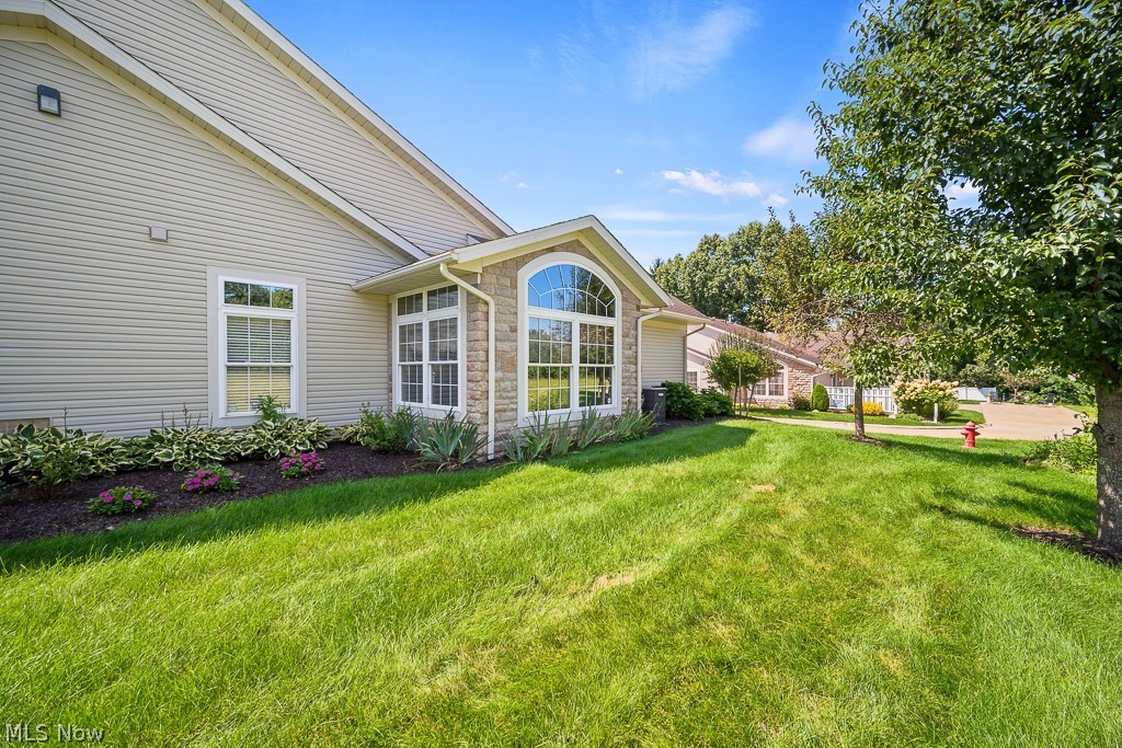 2452 Barrington Way Wooster OH 44691
