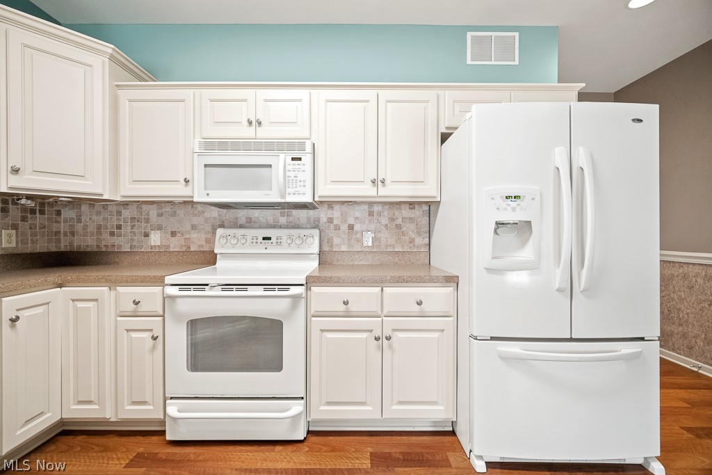2452 Barrington Way Wooster OH 44691