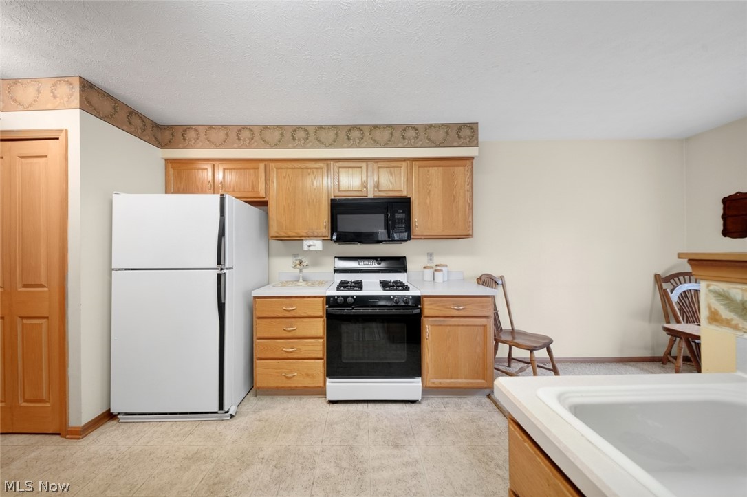 23174 Grist Mill Court Olmsted Falls OH 44138