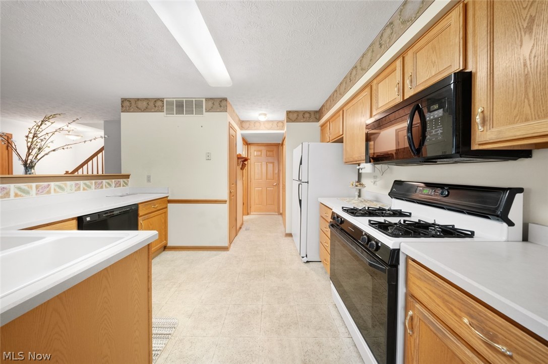 23174 Grist Mill Court Olmsted Falls OH 44138