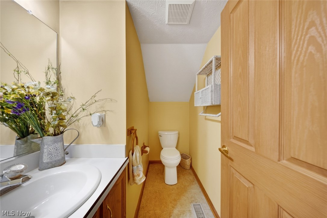 23174 Grist Mill Court Olmsted Falls OH 44138