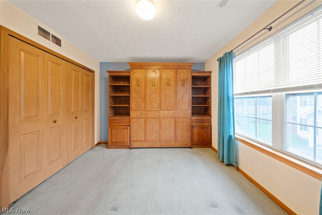 23174 Grist Mill Court Olmsted Falls OH 44138
