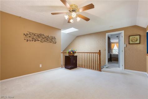 1702 Southpointe Circle NE Canton OH 44714