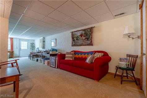 1702 Southpointe Circle NE Canton OH 44714