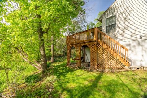 1702 Southpointe Circle NE Canton OH 44714