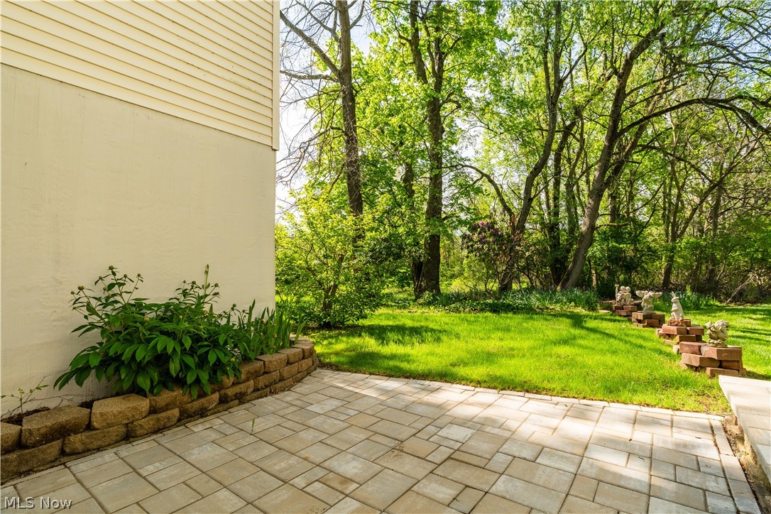 1702 Southpointe Circle NE Canton OH 44714