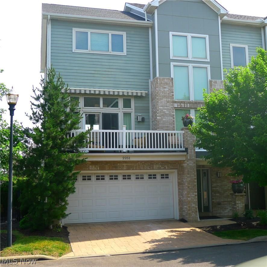 2251 City View Drive Cleveland OH 44113