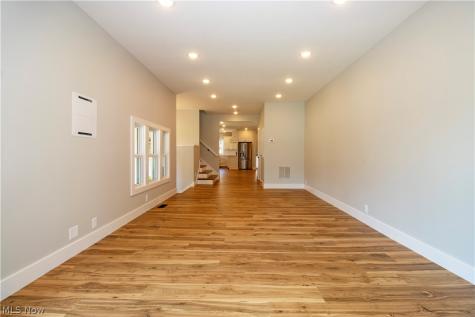 424 S Main Street Orrville OH 44667
