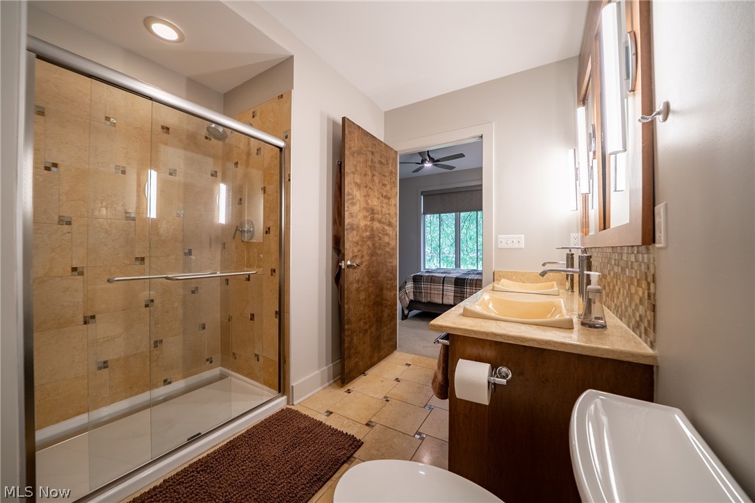 1403 Copper Trace Cleveland Heights OH 44118