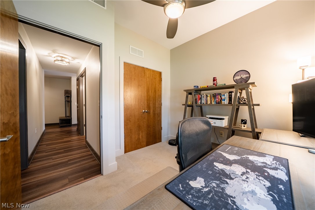 1403 Copper Trace Cleveland Heights OH 44118