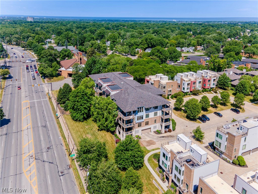 1403 Copper Trace Cleveland Heights OH 44118