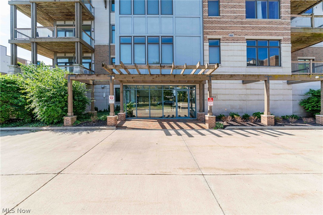 1403 Copper Trace Cleveland Heights OH 44118
