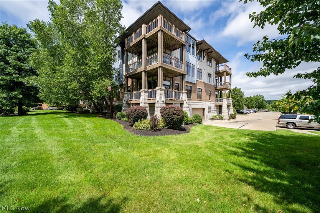 1403 Copper Trace Cleveland Heights OH 44118