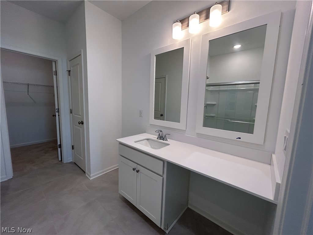 5081 Shepherds Glen Willoughby OH 44094
