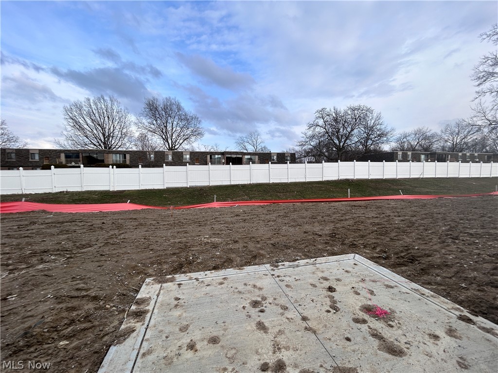 5081 Shepherds Glen Willoughby OH 44094