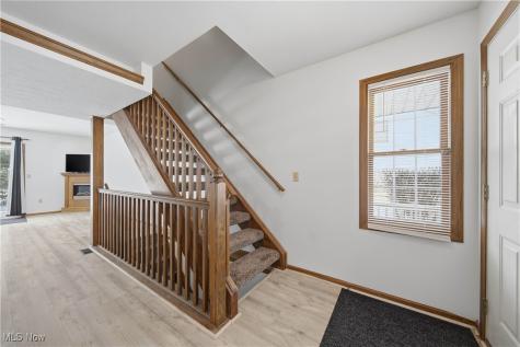 758 Beverly Avenue Canal Fulton OH 44614