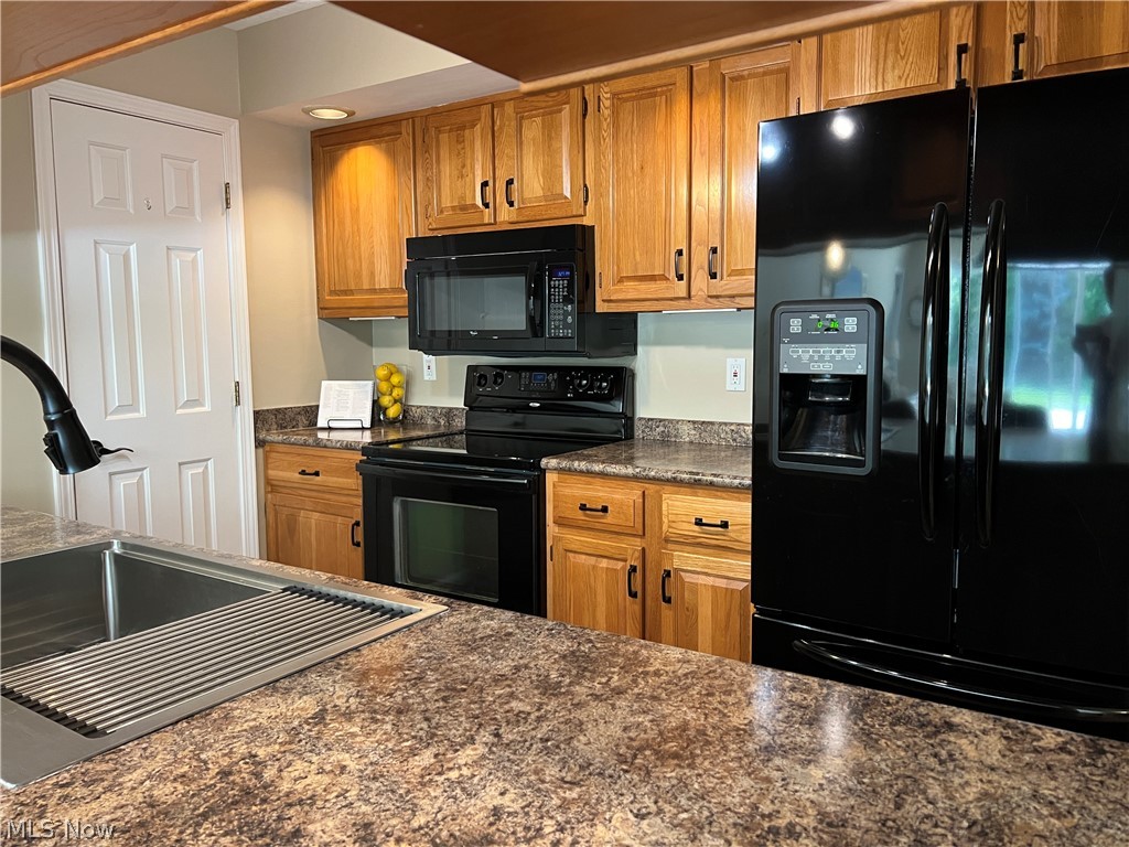 404 Leisure Drive Huron OH 44839