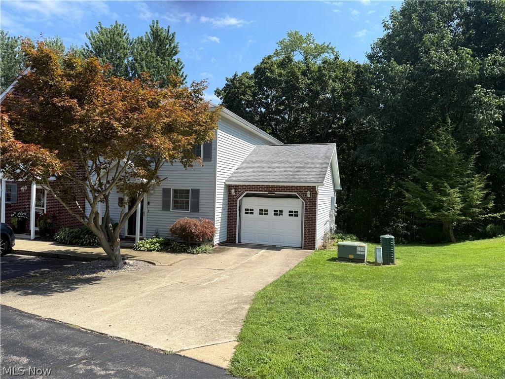 855 Spring Street Conneaut OH 44030