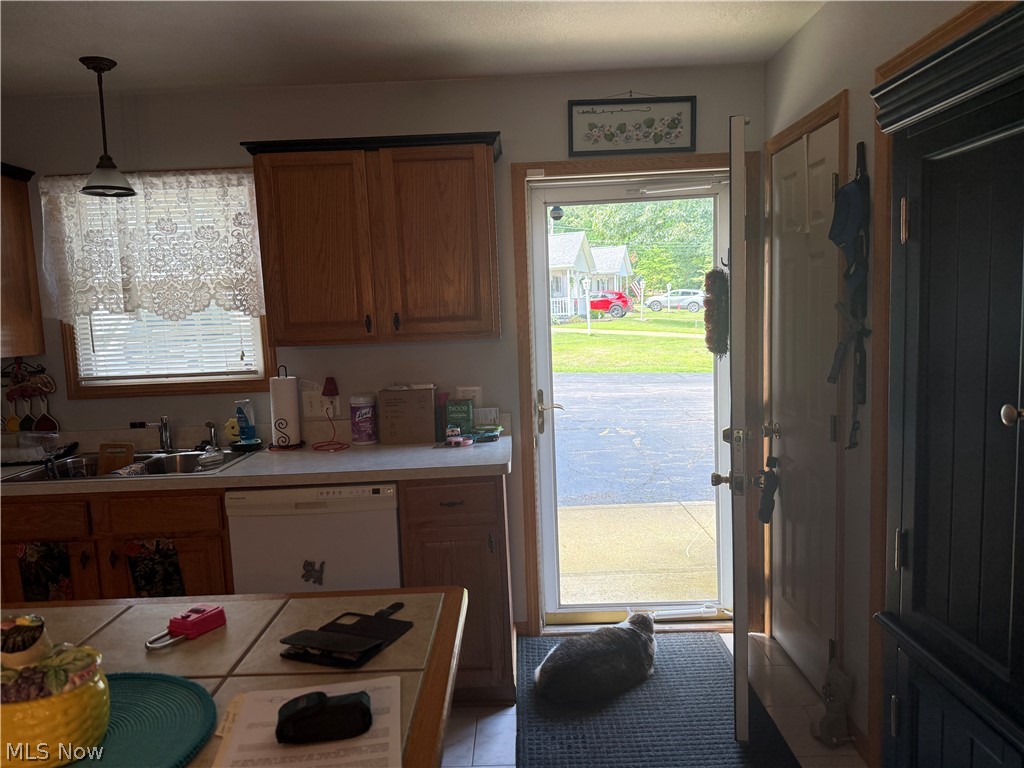 855 Spring Street Conneaut OH 44030