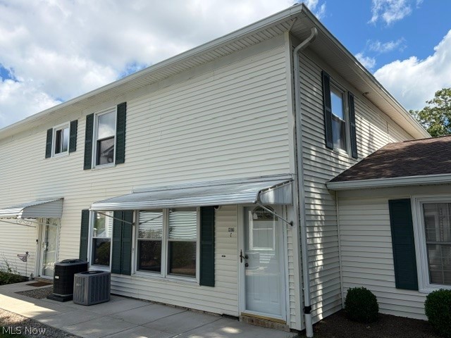 1286 Pembrooke Drive Salem OH 44460
