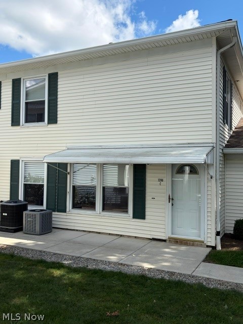 1286 Pembrooke Drive Salem OH 44460
