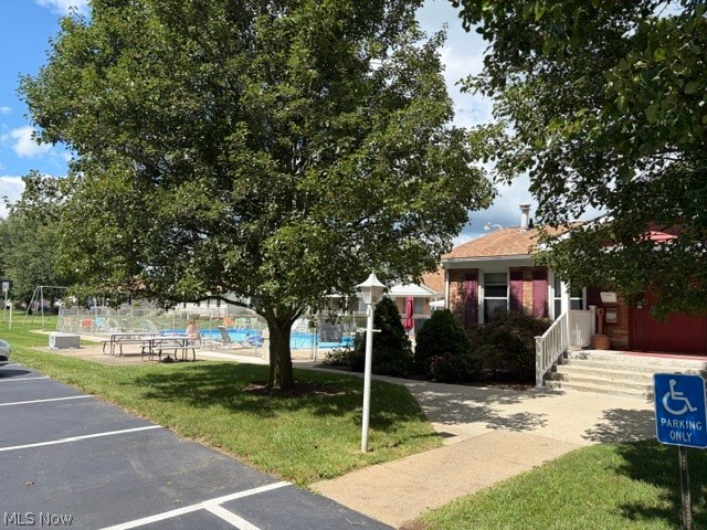 1286 Pembrooke Drive Salem OH 44460