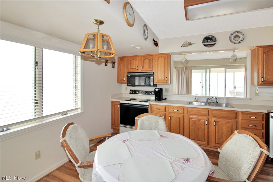 1909 E Harbor Road Port Clinton OH 43452