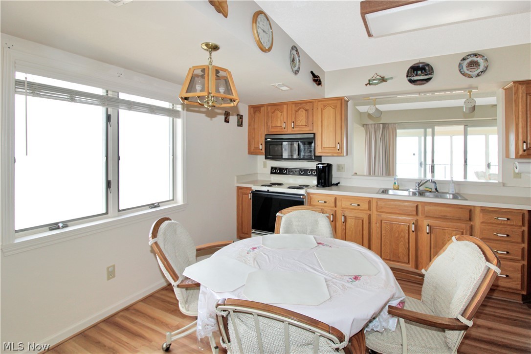 1909 E Harbor Road Port Clinton OH 43452