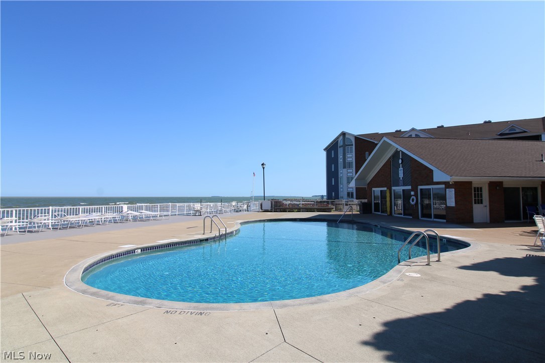 1909 E Harbor Road Port Clinton OH 43452