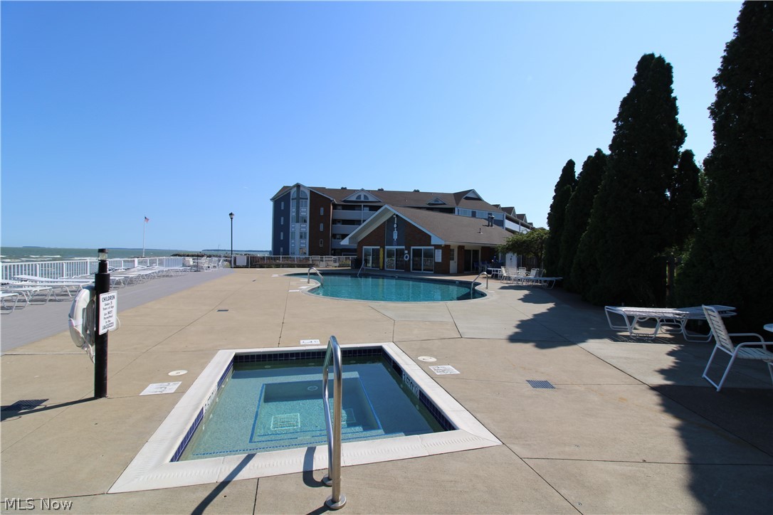 1909 E Harbor Road Port Clinton OH 43452