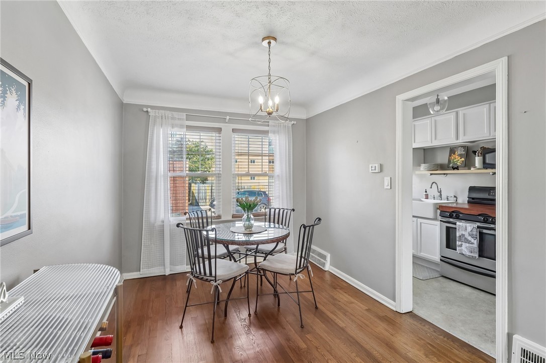 2664 Wooster Road Rocky River OH 44116