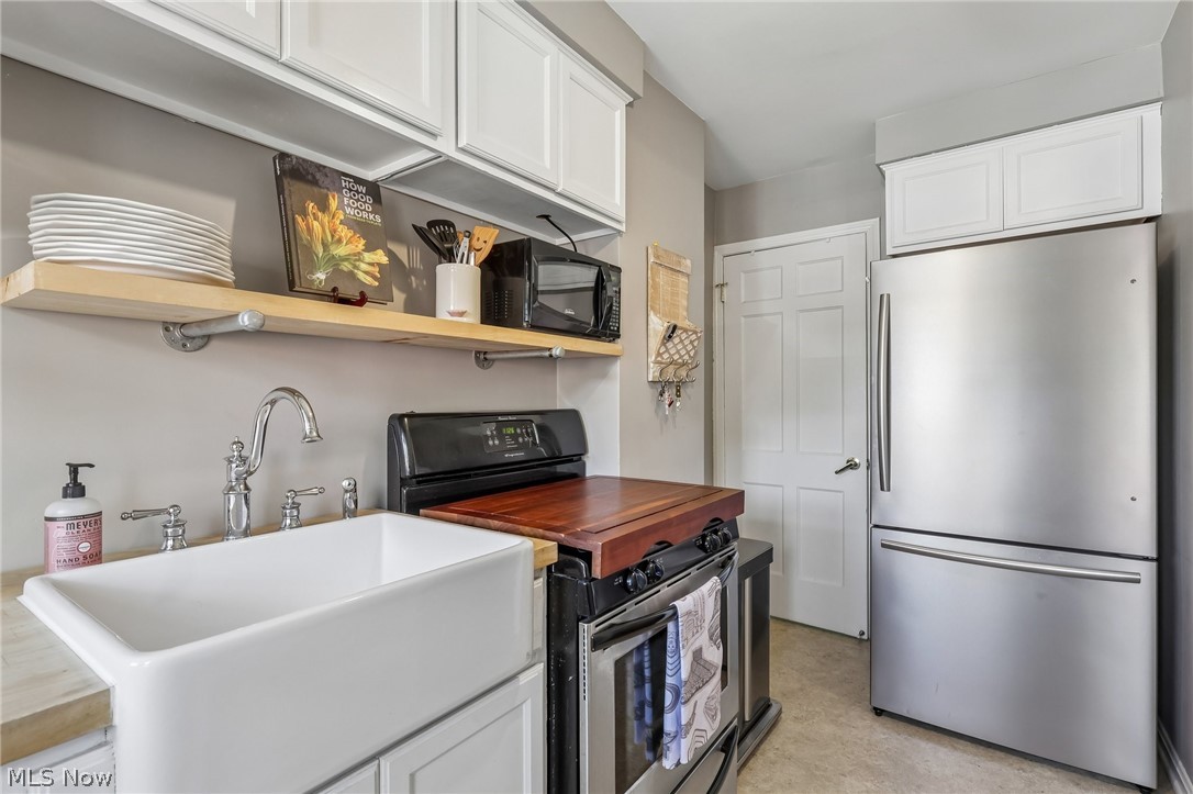 2664 Wooster Road Rocky River OH 44116