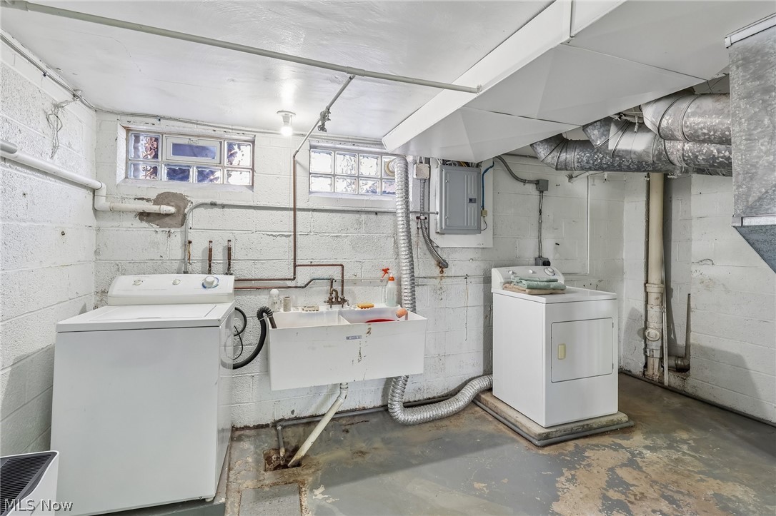 2664 Wooster Road Rocky River OH 44116