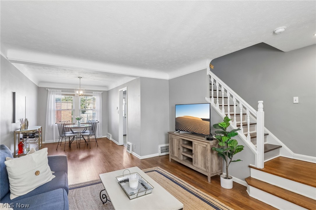2664 Wooster Road Rocky River OH 44116