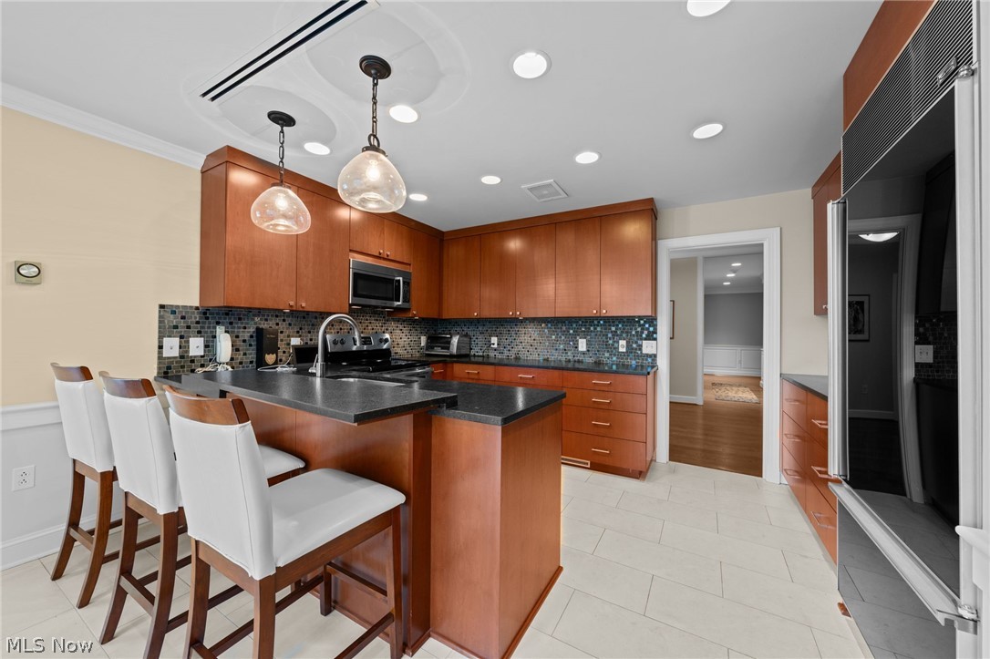 5150 Three Village Drive Lyndhurst OH 44124