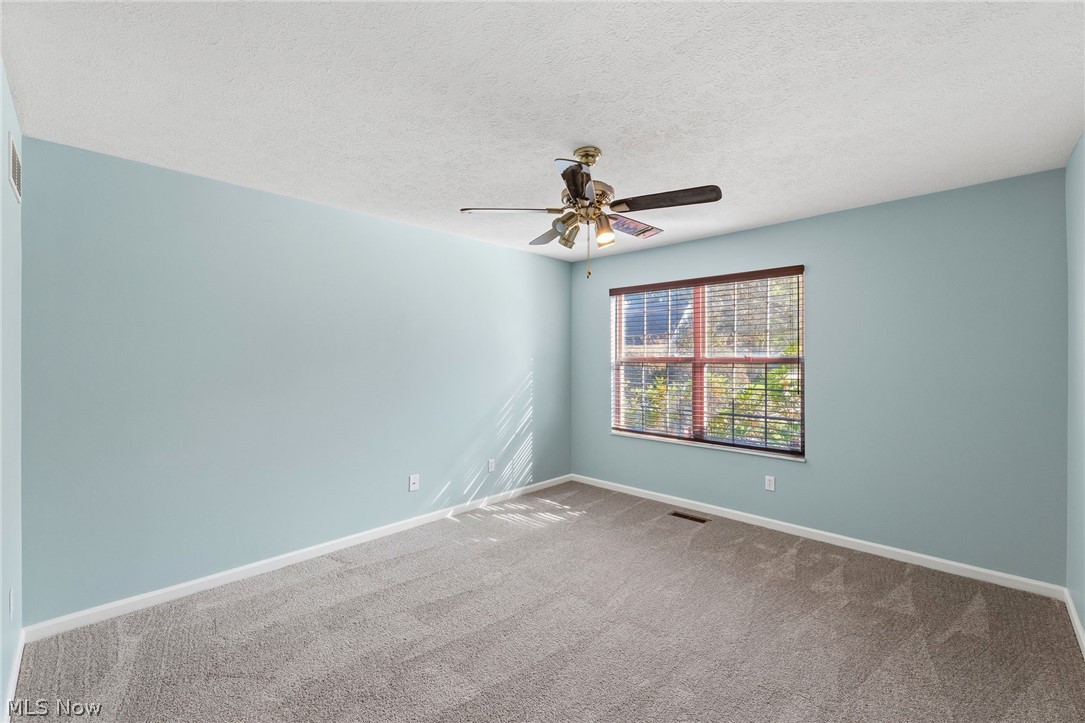 75 Dover Place Lane Northfield Center OH 44067