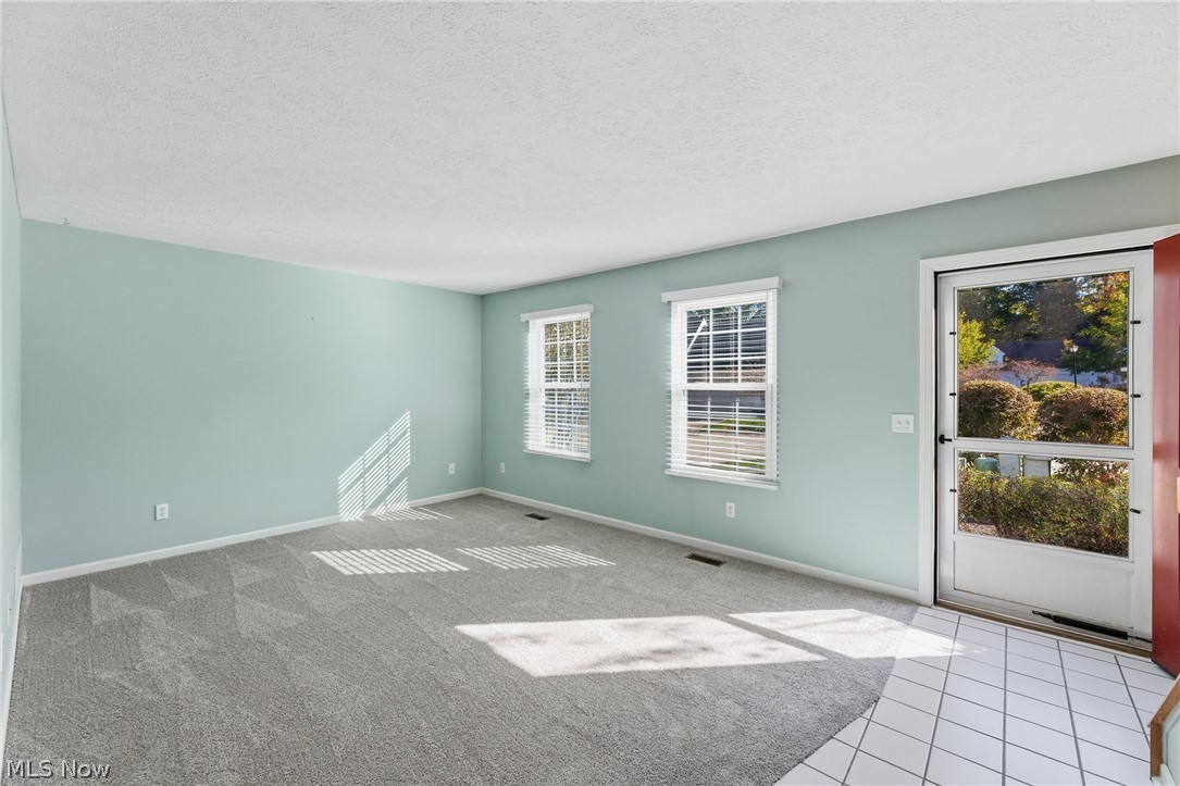 75 Dover Place Lane Northfield Center OH 44067