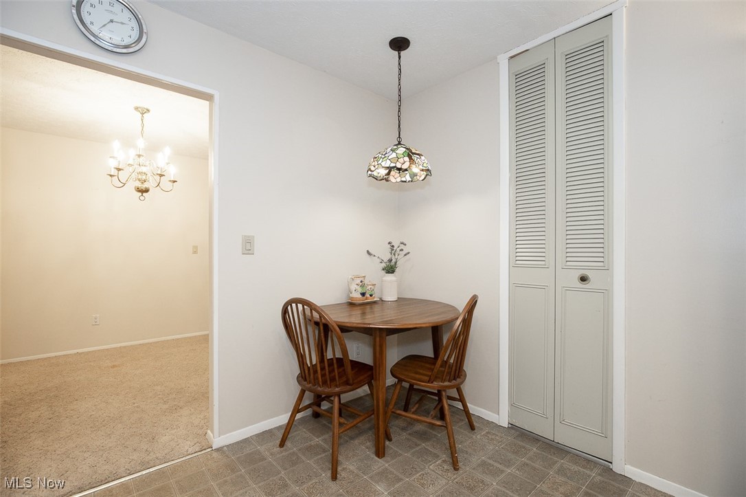 4863 White Pine Way North Ridgeville OH 44039